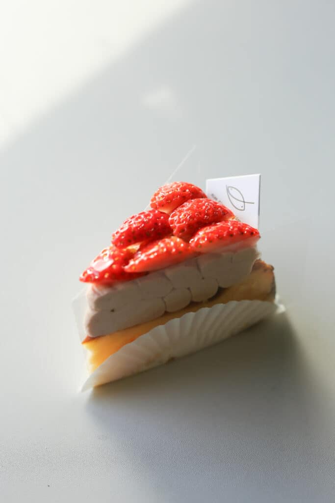 Single Box Strawberry Basque Cheesecake 草莓巴斯克芝士蛋糕單件裝 (10 pcs a set)