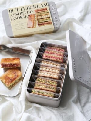 Assorted Buttercream Cookie Sandwich (9pcs) 雜錦奶油夾心曲奇 (9塊)
