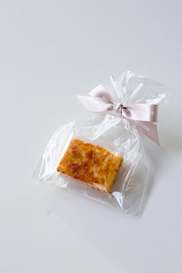 Buttercream Cookie w/ Ribbon Single Pack (30 pcs per set)