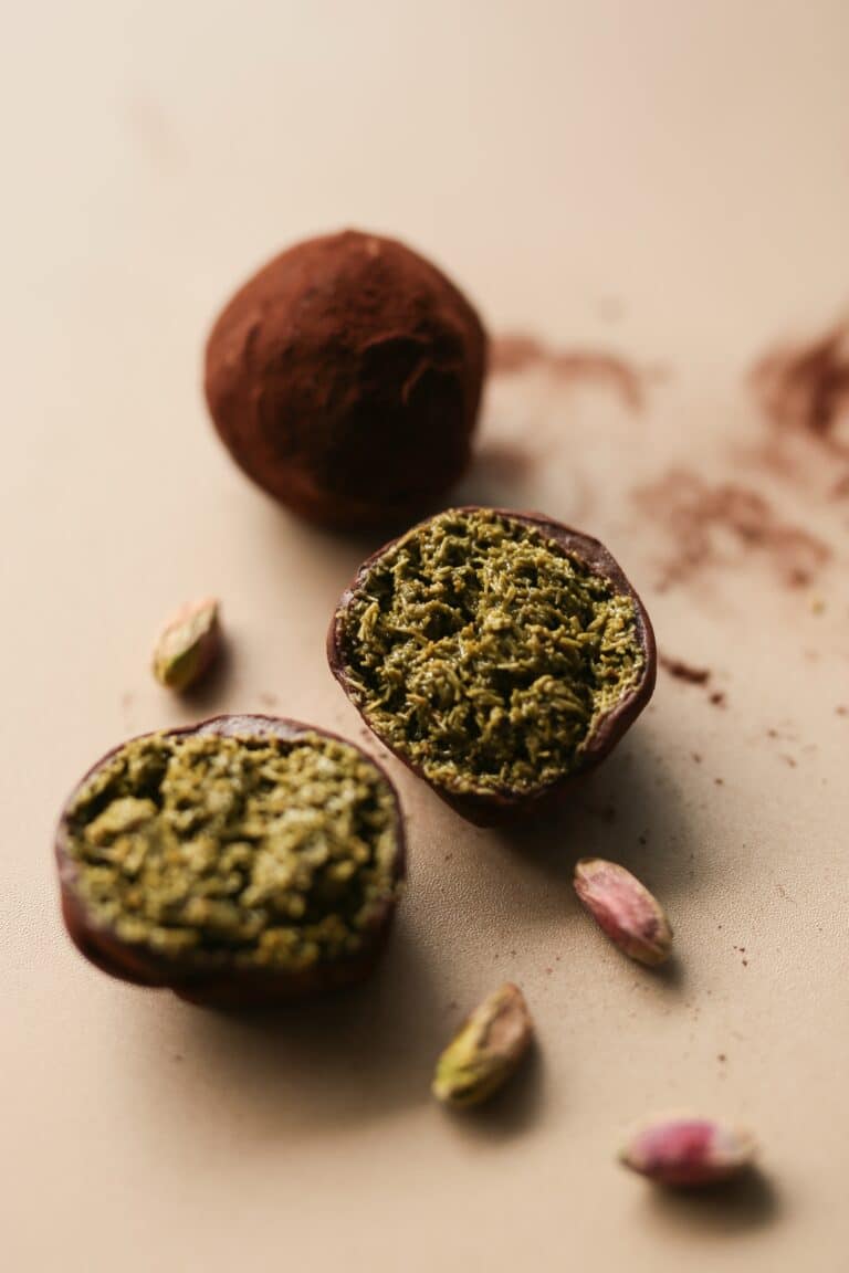 【𝐌𝐢𝐬𝐬 𝐏𝐢𝐬𝐜𝐞𝐬 𝐌𝐢𝐝-𝐀𝐮𝐭𝐮𝐦𝐧 𝐒𝐩𝐞𝐜𝐢𝐚𝐥 𝟐𝟎𝟐𝟔】Dubai Chocolate Chewy Ball (4 pcs / box) 杜拜朱古力棉花糖麻糬 (4件一盒)