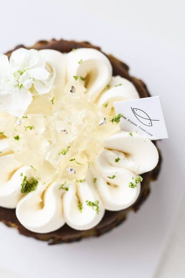 Lime Gelée Jasmine Basque Cheesecake 青檸果凍茉莉巴斯克芝士蛋糕 (Whole Cake)