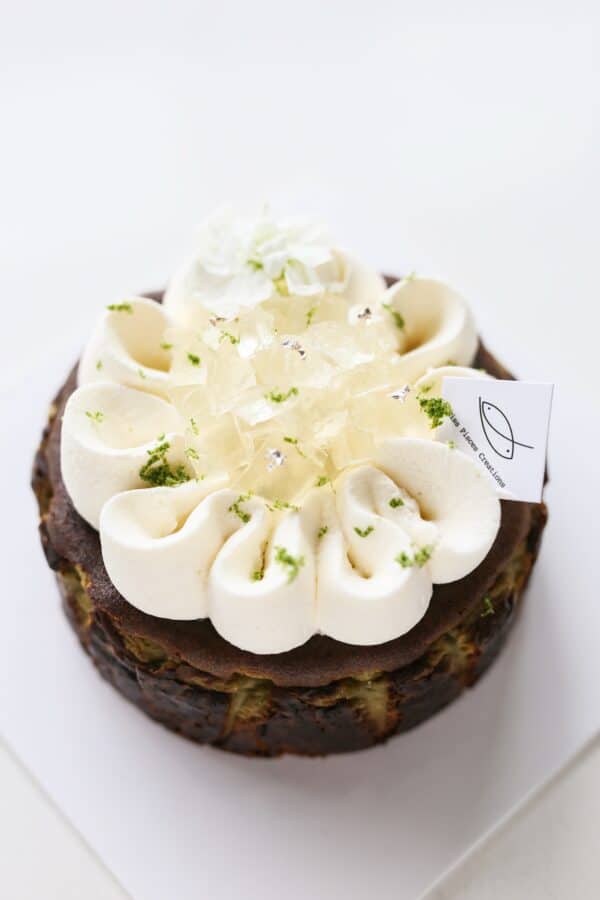 Lime Gelée Jasmine Basque Cheesecake 青檸果凍茉莉巴斯克芝士蛋糕 (Whole Cake)
