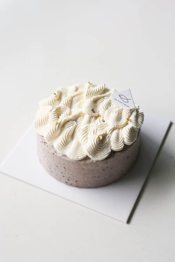 【𝐍𝐄𝐖!!】Oreo Cookies & Cream Basque Cheesecake  Oreo曲奇忌廉巴斯克芝士蛋糕 (Whole Cake)
