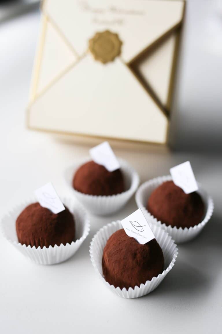 【𝐌𝐢𝐬𝐬 𝐏𝐢𝐬𝐜𝐞𝐬 𝐌𝐢𝐝-𝐀𝐮𝐭𝐮𝐦𝐧 𝐒𝐩𝐞𝐜𝐢𝐚𝐥 𝟐𝟎𝟐𝟔】Dubai Chocolate Chewy Ball (4 pcs / box) 杜拜朱古力棉花糖麻糬 (4件一盒)
